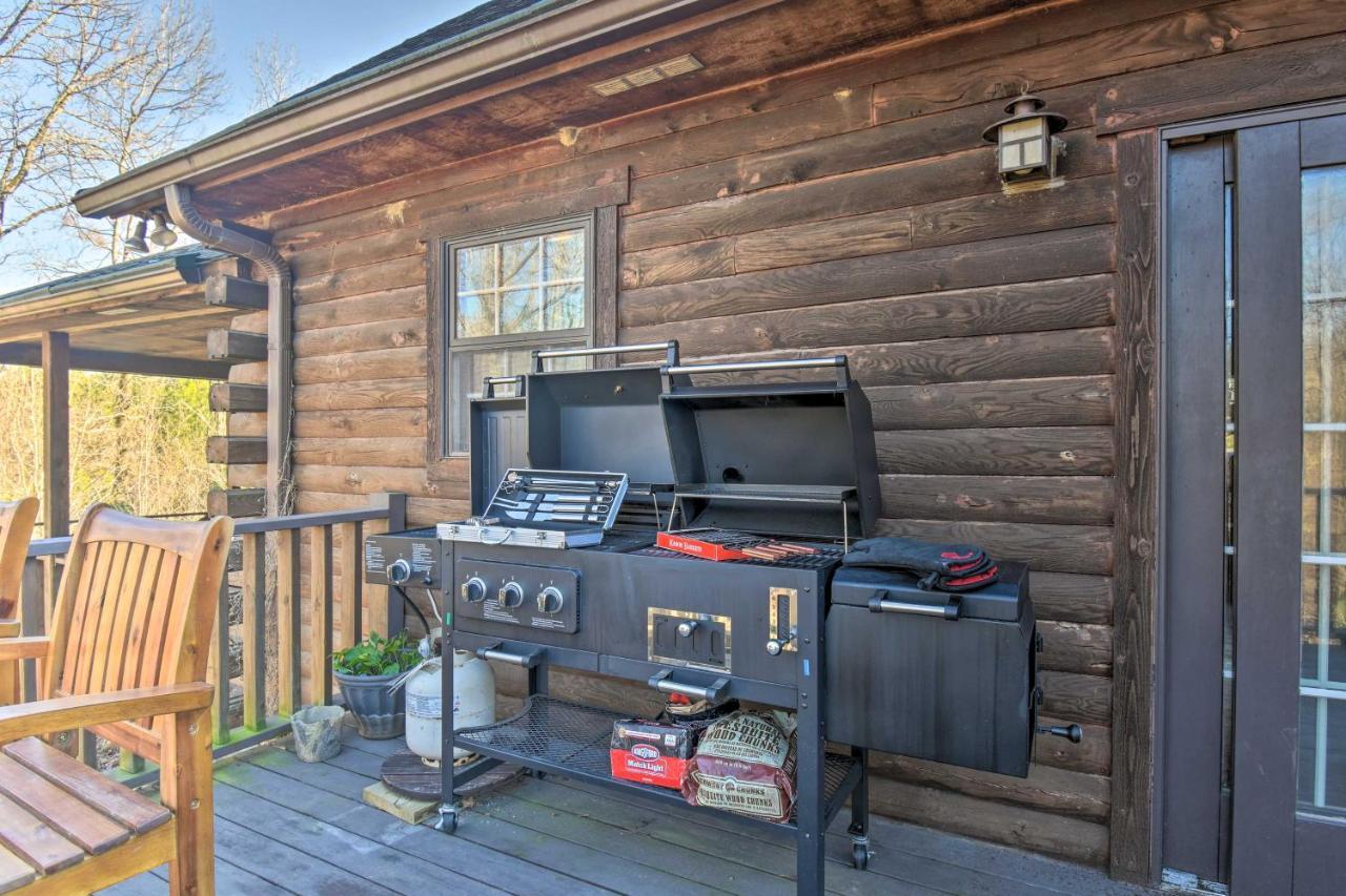 Luxury Pearcy Cabin With 5 Private Acres And Hot Tub! 외부 사진